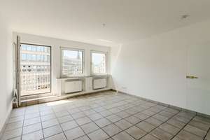 Großzügige Etagenwohnung in Stadtnähe und lichtdurchfluteten Räumen – Die vollständige Adresse der Immobilie erhältst du vom Anbieter., 40211 Stadtmitte, Düsseldorf – Vorschaubild 2