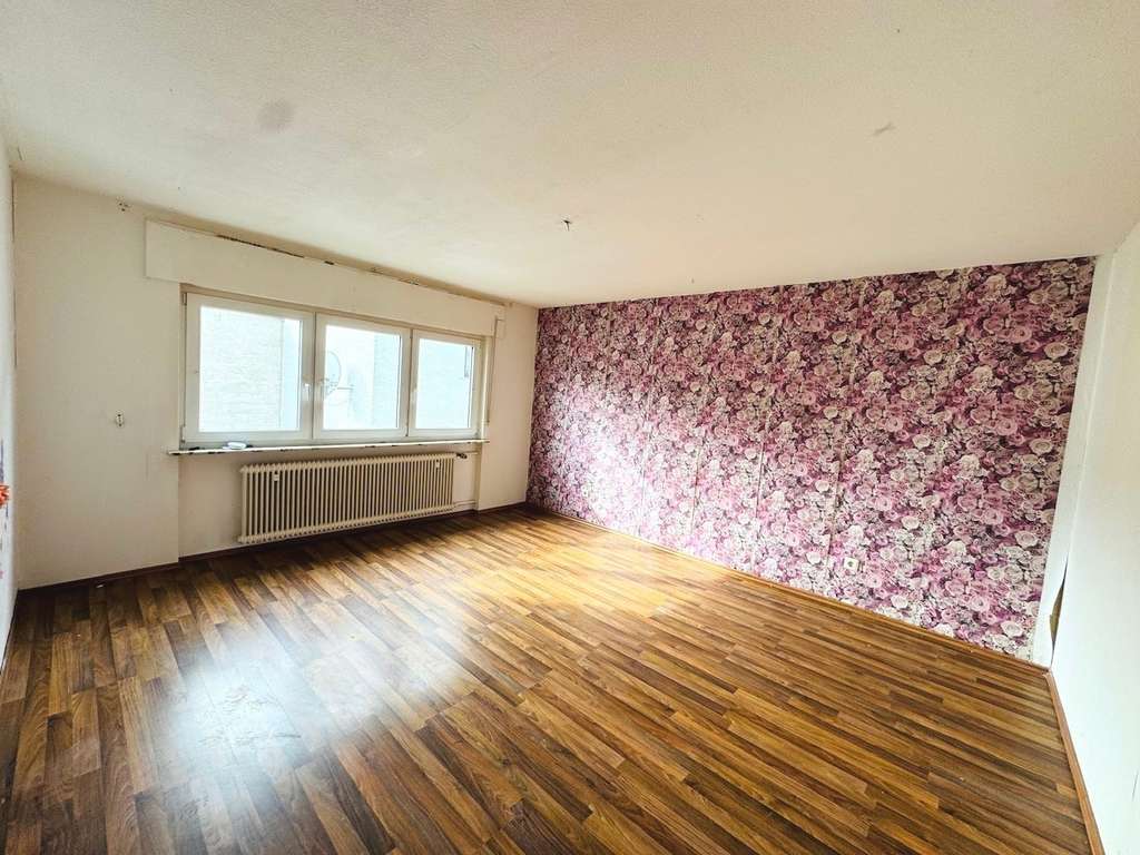 Immobilie in Neuwied - Renovierungswürdiges EFH mit eigenem Garten in ruhiger Wohnlage - Bild 4