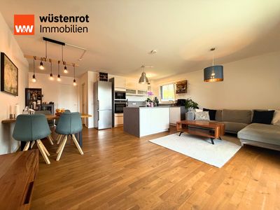 Ihr neues Zuhause: Helle 4-Zimmer-Wohnung mit Wintergarten, 2 Stellplätzen & ideal für Familien