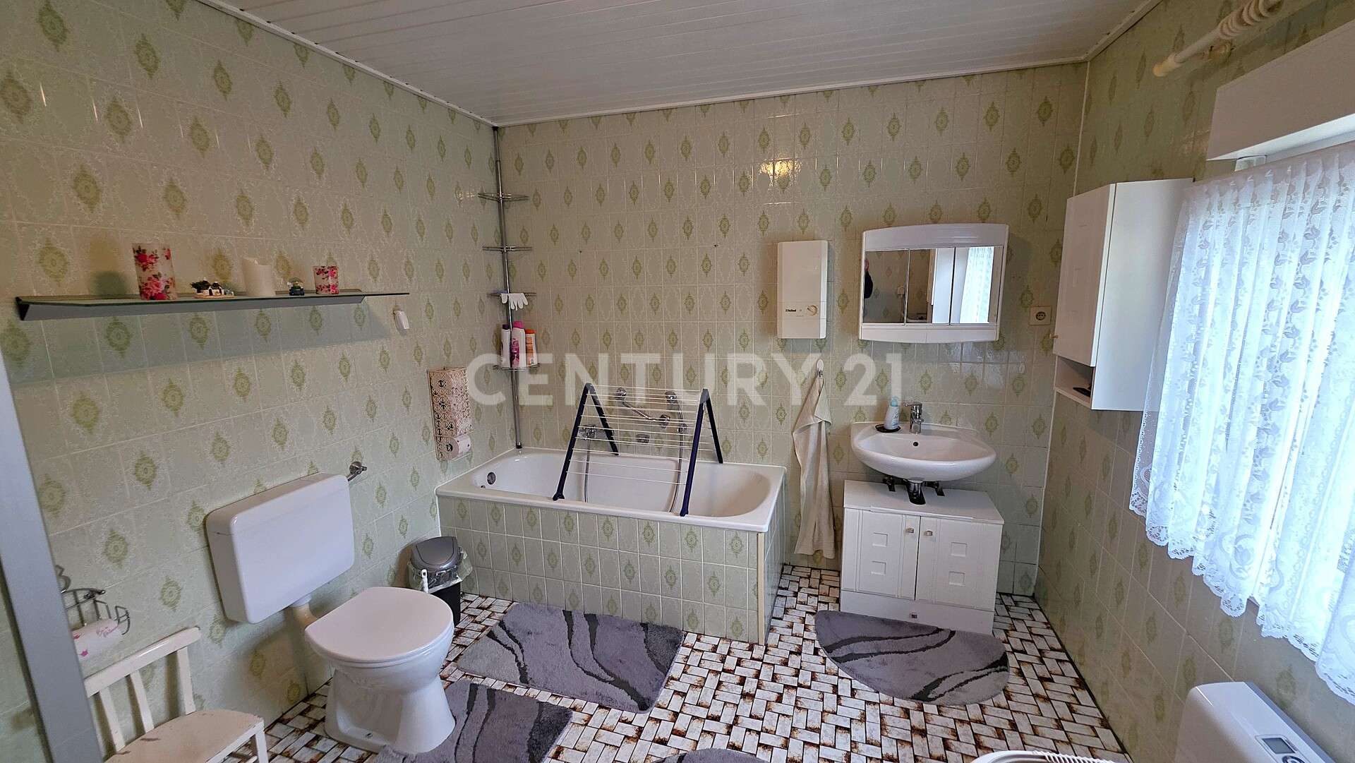 Immobilie in Sulzbach/Saar - Gepflegtes Einfamilienhaus mit schönem Garten und vielen Gestaltungsmöglichkeiten in Sulzbach - Bild 8