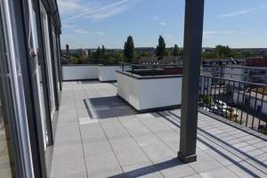 Dachterrassenwohnung mit Blick über Düsseldorf, Nähe Hochschule Düsseldorf 
