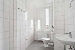 Gemütliche 3-Zimmer-Wohnung in Düsseldorf – 40225 Bilk, Düsseldorf – Vorschaubild 13