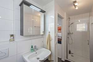 Hochwertige und moderne Doppelhaushälfte mit ELW in bester Wohnlage von S-Vaihingen – Die vollständige Adresse der Immobilie erhältst du vom Anbieter., 70563 Heerstraße, Stuttgart – Vorschaubild 24