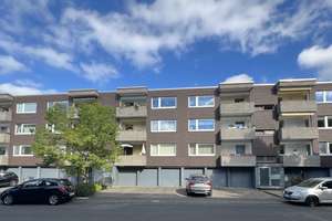 3-Zimmer-Wohnung mit Balkon in Oberkassel