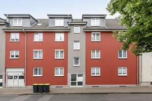 Einzugsbereit! Neuwertige 3,5-Raum-Dachgeschosswohnung mit Balkon und TG-Stellplatz in Frohnhausen
