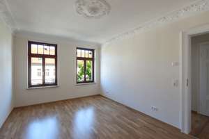 // Sellerhausen - Südbalkon - Bad mit Wanne und Dusche - Aufzug // – Wurzner Straße 184, 4318 Sellerhausen-Stünz, Leipzig – Vorschaubild 9
