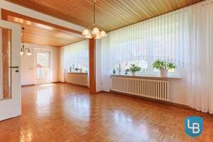 Teilmodernisiertes Ein-/Zweifamilienhaus für die große Familie im schönen Kiel-Kroog – Die vollständige Adresse der Immobilie erhältst du vom Anbieter., 24146 Elmschenhagen, Kiel – Vorschaubild 2
