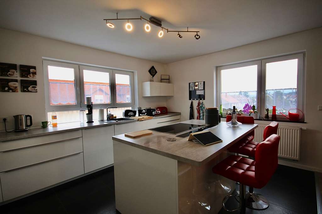 Immobilie in Goldbach - Charmante Wohnung in gepflegtem 3-Parteienhaus – bezugsfertig und top gepflegt - Bild 4