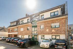 Helle Maisonettewohnung mit sonnigem Balkon und Stellplatz!