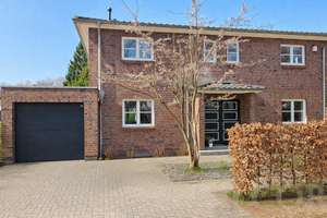 *Hyggelige Landhaus-Villa* 
Sehen – Kaufen - Wohlfühlen – Die vollständige Adresse der Immobilie erhältst du vom Anbieter., 22359 Volksdorf, Hamburg – Vorschaubild 1