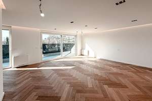 Penthouse-Wohnung mit großer Dachterrasse nähe Rhein-Center / Energieklasse: A+ – Die vollständige Adresse der Immobilie erhältst du vom Anbieter., 50858 Weiden, Köln – Vorschaubild 4