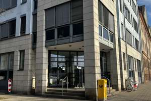 Helle 1-Zimmer-Whg. , 4.OG. Nähe Stadtgrenze, möbliert und vermietet