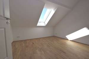 Helle und freundliche Maisonette Wohnung mit Einbauküche und Balkon in beliebter Wohnlage – Zweinaundorfer Str. 14, 4318 Anger-Crottendorf, Leipzig – Vorschaubild 6