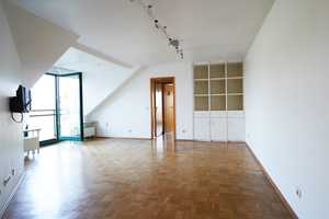 Top Dachgeschoss-3Zimmer-Maisonette mit Aufzug und PKW-Platz – Ludwigstraße XX, 40229 Düsseldorf – Vorschaubild 3