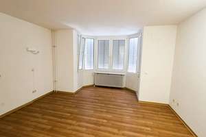 Kapitalanlage mit Entwicklungspotenzial
Transparente Investitionsmöglichkeit in Karlsruhe – Die vollständige Adresse der Immobilie erhältst du vom Anbieter., 76133 Innenstadt-West, Karlsruhe – Vorschaubild 6