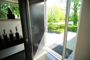Villa mit Wow-Effekt in Duisburg Ungelsheim mit viel Komfort und Ambiente für ein exklusives Leben – Die vollständige Adresse der Immobilie erhältst du vom Anbieter., 47259 Ungelsheim, Duisburg – Vorschaubild 4