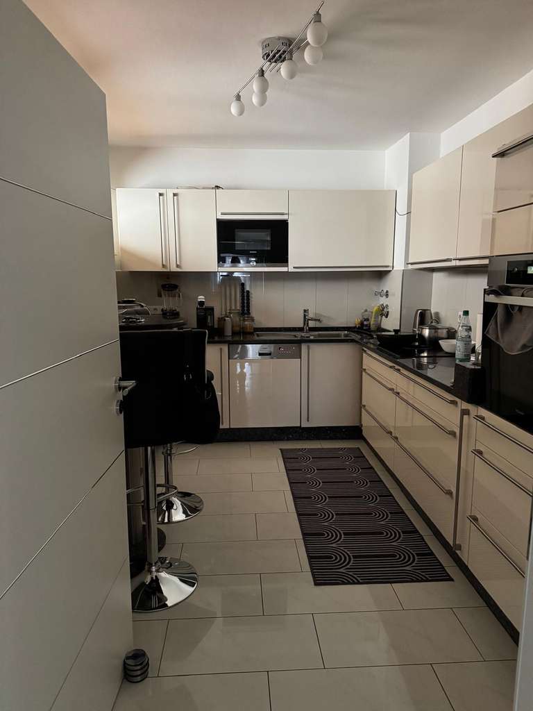 5-Zimmer-Wohnung im 2. OG mit Aufzug in Heidelberg-Rohrbach