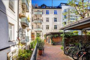 Möbliert: Zentral gelegene Altbauwohnung im ruhigen Rückgebäude  – Die vollständige Adresse der Immobilie erhältst du vom Anbieter., 80337 Am alten südlichen Friedhof, München – Vorschaubild 17