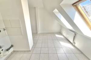 Helle 3 Zimmerwohnung mit Balkon in zentraler Lage – Max-Petermann-Platz 2, 47798 Stadtmitte, Krefeld – Vorschaubild 8