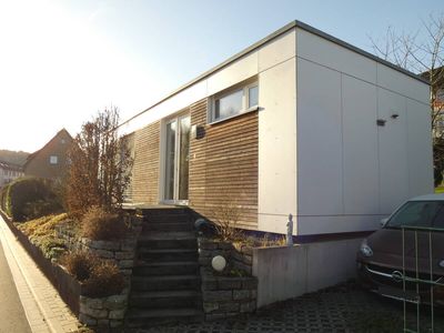 RESERVIERT! Exklusiv in der Region: Wunderschönes, neuwertiges CUBE Haus in idyllischer Wohnlage