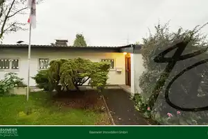 Bungalow mit viel Gestaltungsmöglichkeiten auf großem Grundstück – Köln – Vorschaubild 1