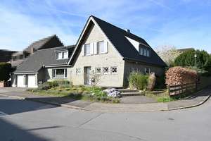 Großzügiges EFH * bevorzugte Lage von Traar * 854m² Grund * 228m² Wfl. * saniert u. modernisiet 2014 – Die vollständige Adresse der Immobilie erhältst du vom Anbieter., 47802 Traar, Krefeld – Vorschaubild 3