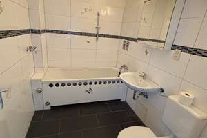 Bezugsfreies Apartment mit Balkon in gepflegter Wohnanlage - mit Tiefgaragenstellplatz – Die vollständige Adresse der Immobilie erhältst du vom Anbieter., 45879 Altstadt, Gelsenkirchen – Vorschaubild 11
