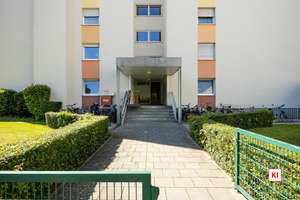 Gut geschnittene ruhige 4-Zimmer Wohnung mit Südbalkon zur Kapitalanlage  – Die vollständige Adresse der Immobilie erhältst du vom Anbieter., 80997 Allach, München – Vorschaubild 3