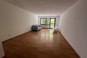 Sofort verfügbar: Helle 3,5-Zimmer-Wohnung mit Terrasse & Balkon  in zentraler Lage! – Die vollständige Adresse der Immobilie erhältst du vom Anbieter., 79189 Bad Krozingen – Vorschaubild 7