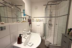 Lichtdurchflutete Wohnung mit Südbalkon in UniNähe – perfekt für Eigennutzer, Investoren oder als WG – Die vollständige Adresse der Immobilie erhältst du vom Anbieter., 24106 Wik, Kiel – Vorschaubild 7