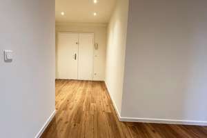 Neues Familien-Zuhause! Modernisierte 4 Zimmer mit Umlaufbalkon, 2 neue Bäder, neuer Boden, Aufzug – Krohstraße 2, 50968 Bayenthal, Köln – Vorschaubild 28