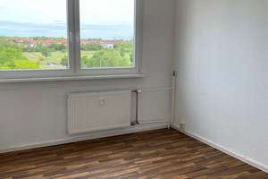 Helle 3 Zimmerwohnung mit Balkon