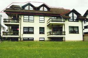 Gepflegte 3-Zimmer Dachgeschosswohnung mit Balkon und Garagenstellplatz in Kreuztal