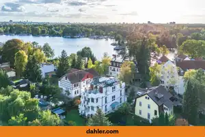 Wohnen am Wasser - Exklusive Villa mit drei Einheiten in Havelnähe – Berlin – Vorschaubild 1
