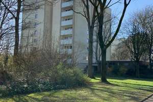 Großzügige, barrierefreie 2-Zimmerwohnung in Krefeld mit neuem Bad und Laminatboden – Dülkener Straße 30, 47804 Benrad-Süd, Krefeld – Vorschaubild 2