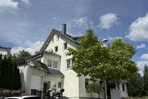 Moderne Doppelhaushälfte mit Weitblick – Die vollständige Adresse der Immobilie erhältst du vom Anbieter., 71134 Aidlingen – Vorschaubild 1