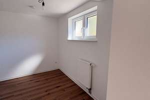 Frisch sanierte 1,5-Zimmer-Wohnung mit außergewöhnlich großer Terrasse - Stuttgart-Süd – Hohentwielstraße 158a, 70199 Südheim, Stuttgart – Vorschaubild 3