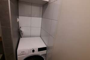 Frisch Sanierte ansprechende 2 Z-Wohnung mit großzügigen Balkon und Garage in Junkersdorf – Wiener Weg 14, 50858 Junkersdorf, Köln – Vorschaubild 14