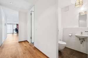 Großzügige und helle 4-Zimmer-Wohnung in der Rosenpark-Residenz in Vaihingen – 70563 Vaihingen-Mitte, Stuttgart – Vorschaubild 2