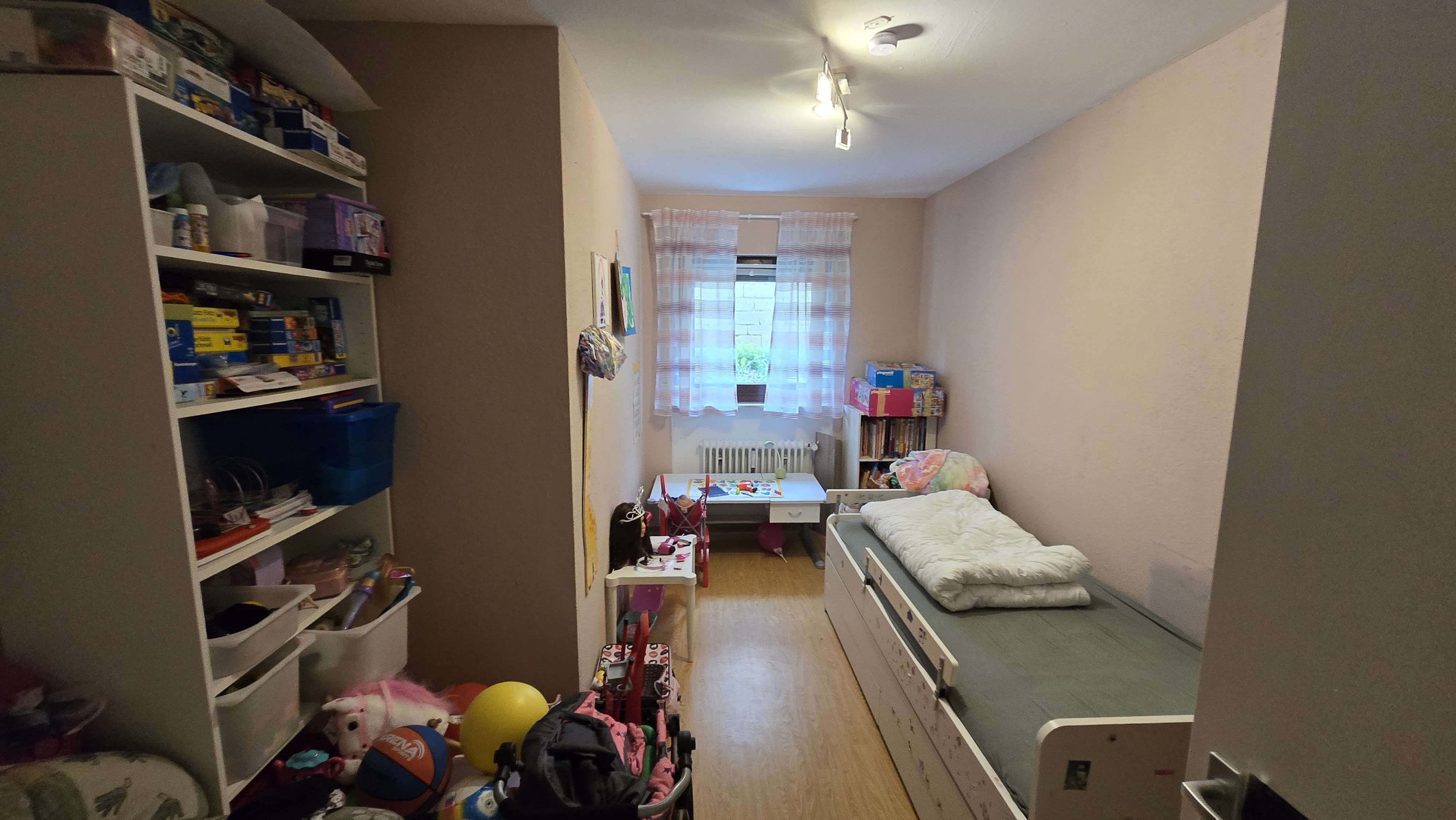 Immobilie in Affalterbach - Attraktive 4-Zimmer-Wohnung mit Balkon, Stellplatz und viel Platz - Bild 2