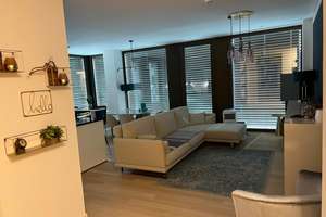 Exklusiv möblierte, repräsentative Wohnung in zentraler Lage 