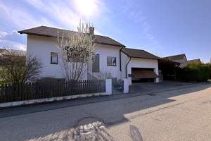 Großzügiges Einfamilienhaus mit Einliegerwohnung auf weitläufigem Grundstück in Wüstenrot – Die vollständige Adresse der Immobilie erhältst du vom Anbieter., 71543 Wüstenrot – Vorschaubild 11