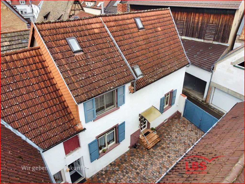 Modernisiertes Bauernhaus mit Einliegerwohnung!