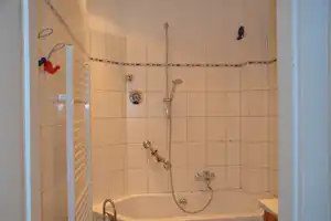 Freundliche Altbauwohnung in Düsseldorf – Düsseldorf – Vorschaubild 5