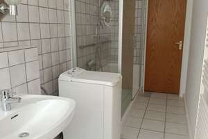 Schöne 3 Zi.- Whg. | Bad mit Fenster | Loggia |
WG´s Willkommen – Hans-Driesch-Straße 36, 4179 Leutzsch, Leipzig – Vorschaubild 9