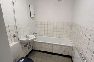 Attraktive 3-Zimmer-Wohnung in Köln – Bezugsfrei und vielseitig nutzbar – Die vollständige Adresse der Immobilie erhältst du vom Anbieter., 51063 Mülheim (Ortsteil), Köln – Vorschaubild 8