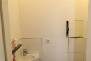Top-Lage zw. Haupt- u. Nordbhf. - Großzügige, ruhige, teilmöblierte in saniertem Altbau – Habersaathstr. 29, 10115 Mitte (Ortsteil), Berlin – Vorschaubild 9