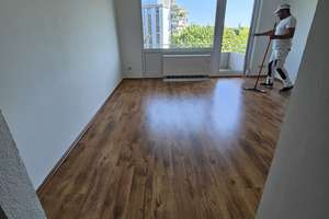 Schöne 30 m² 1-Zimmer Wohnung mit Balkon und Stellplatz