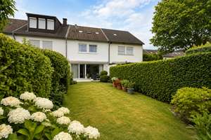 Charmantes Reihenmittelhaus in bester Wohnlage von Köln-Lövenich mit Garage und neuwertiger Küche – Die vollständige Adresse der Immobilie erhältst du vom Anbieter., 50859 Lövenich, Köln – Vorschaubild 3