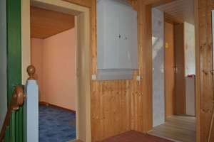 Gemütliche 4-Zi-Doppelhaushälfte mit schönem Garten & Carport in Bad Liebenstein OT Schweina! – Die vollständige Adresse der Immobilie erhältst du vom Anbieter., 36448 Schweina – Vorschaubild 8